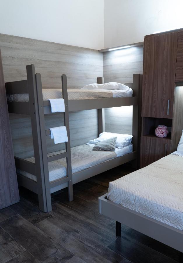 One-Bedroom Bungalow